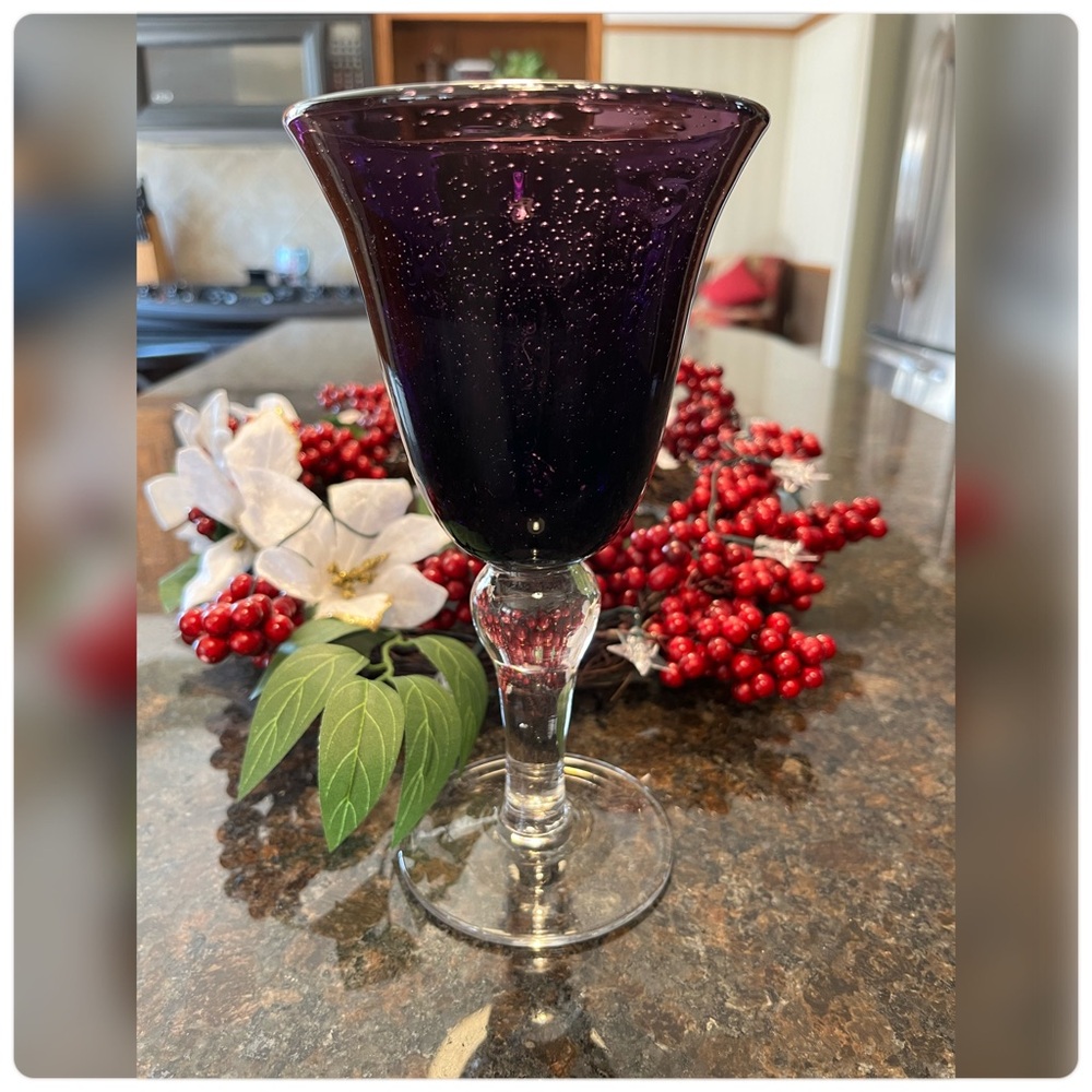 Artland-Iris Purple/Amethyst Wine/Water Single Replacement.